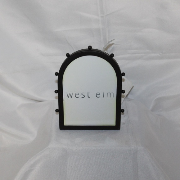 West Elm Ora Table Top Picture Frame. Sz. 5"x7" - Picture 5 of 6